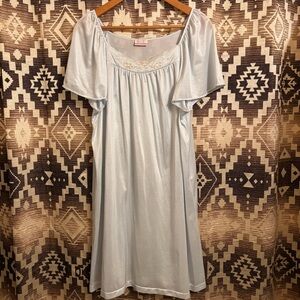 Simply Basic Baby Blue Silky Floral Night Gown / Night Dress / Moo Moo, Size M/L